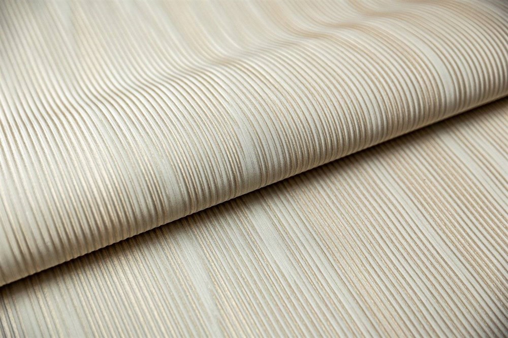 KERAMA MARAZZI KM5110 Обои виниловые Геометрия бежевое золото, база 1,06х10 (1, Т J) ВНИМАНИЕ! НАПРАВЛЕННАЯ СТЫКОВК